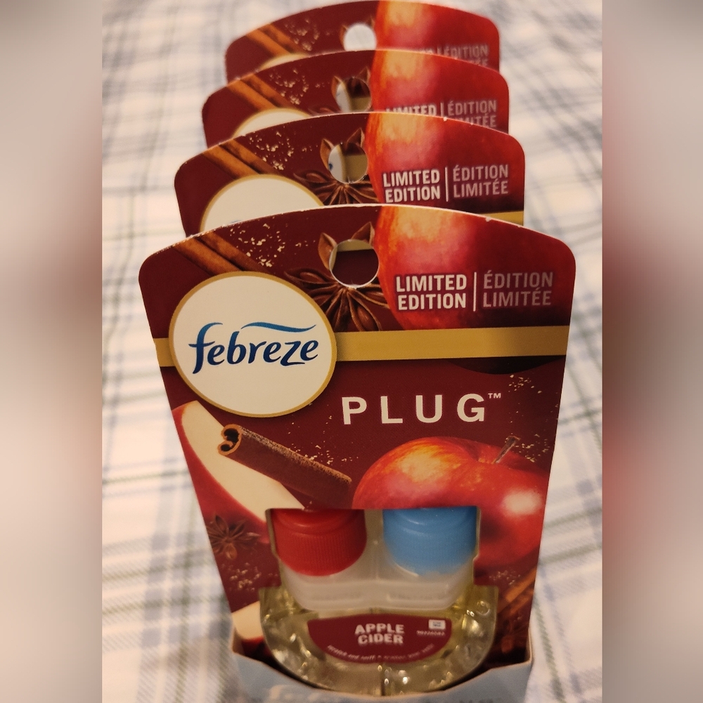 NEW! Febreze Plug-In Refills 4-1pks (Have 1 Set Left)